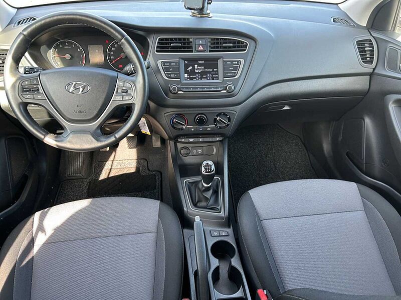 Hyundai i20 5-Türer  1.0 T Benzin M/T 100 PS Trend SHZ LHZ