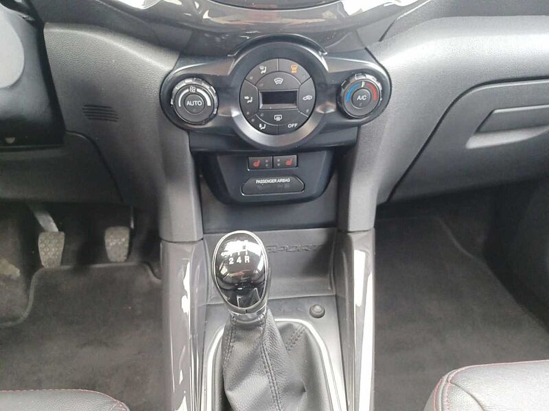 Ford EcoSport TITANIUM KAMERA KLIMA NAVI LEDER