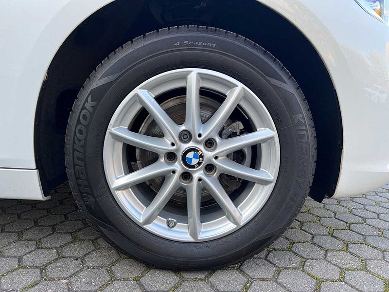 BMW 216i ACTIVETOURER Allwetter Klima PDC Alarmanl.