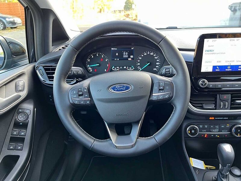 Ford Fiesta Sitzheizung NAVI Rückfahrk. Klima LED