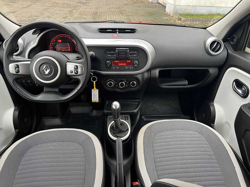 Renault Twingo Sitzheizung Klima USB Einparkhilfe hinten