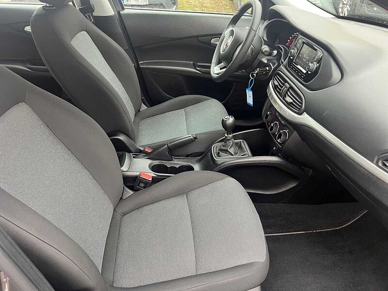 Fiat Tipo NAVI ISOFIX USB Allwetter