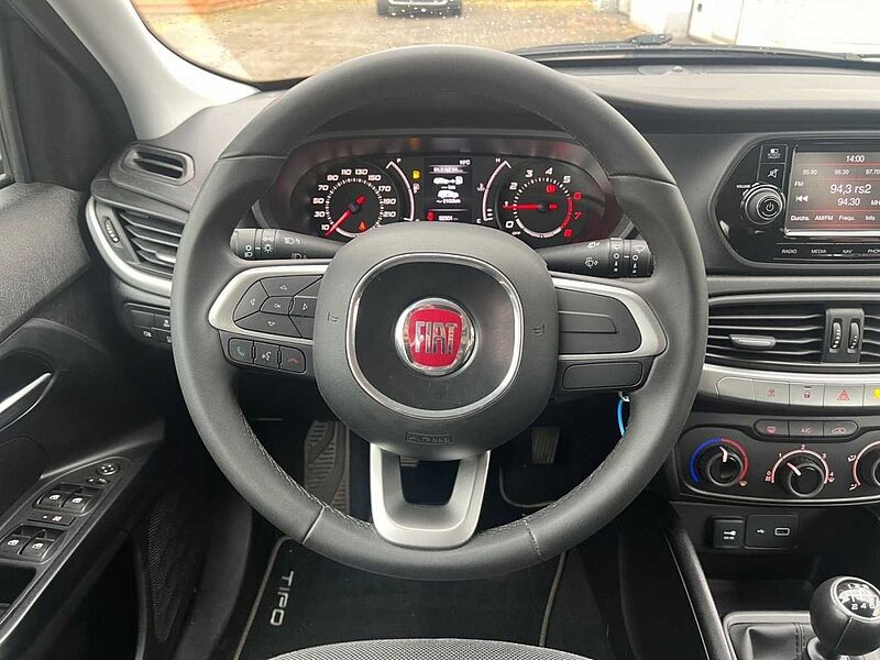 Fiat Tipo NAVI ISOFIX USB Allwetter