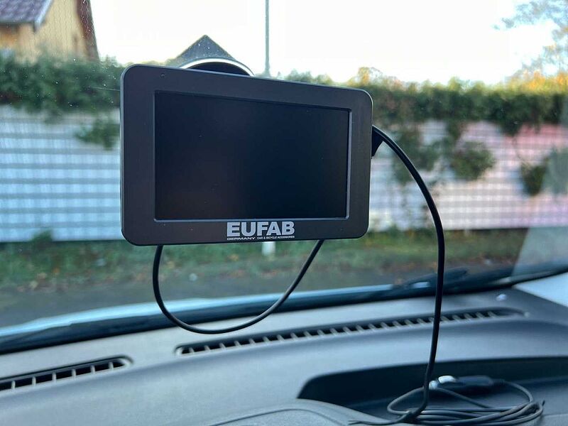 Ford Transit Courier Kamera USB Klima AHK Allwetter