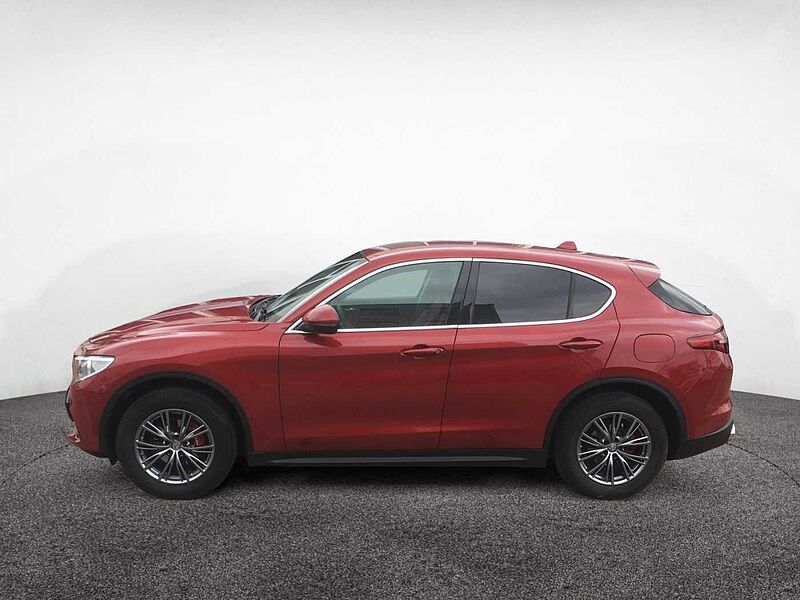 Alfa Romeo Stelvio Super Q4 Leder Winterräder AHK