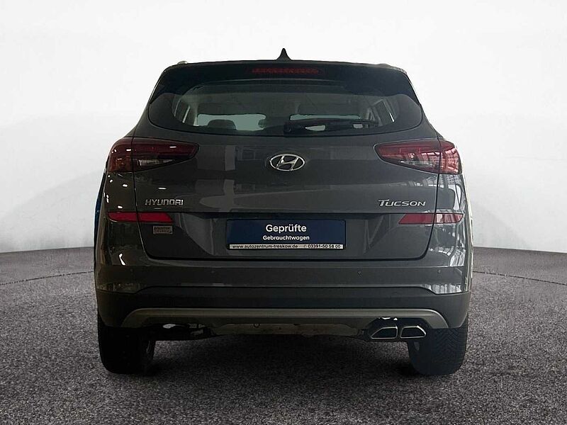 Hyundai Tucson FL 1.6 GDi Turbo M/T 2WD TREND Navi, LED