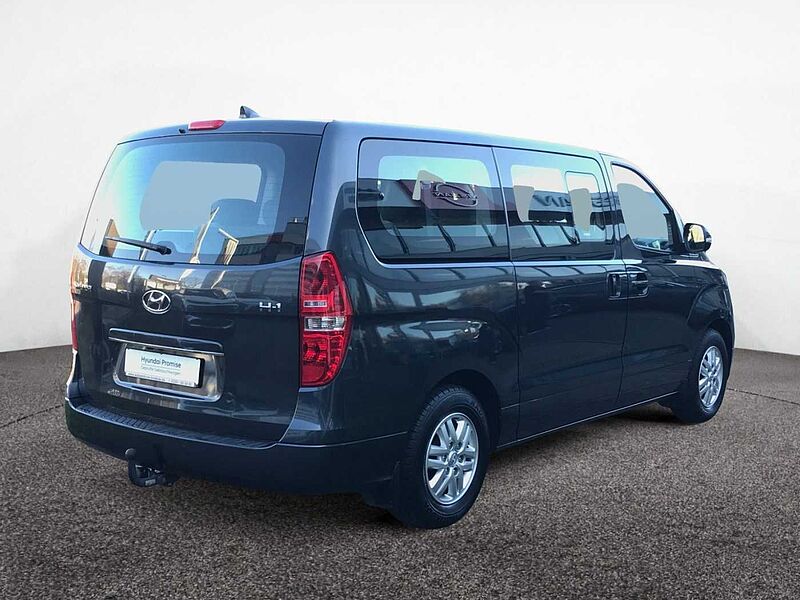 Hyundai H-1 Travel FL 2018 2.5 CRDi 170PS A/T Trend Navi