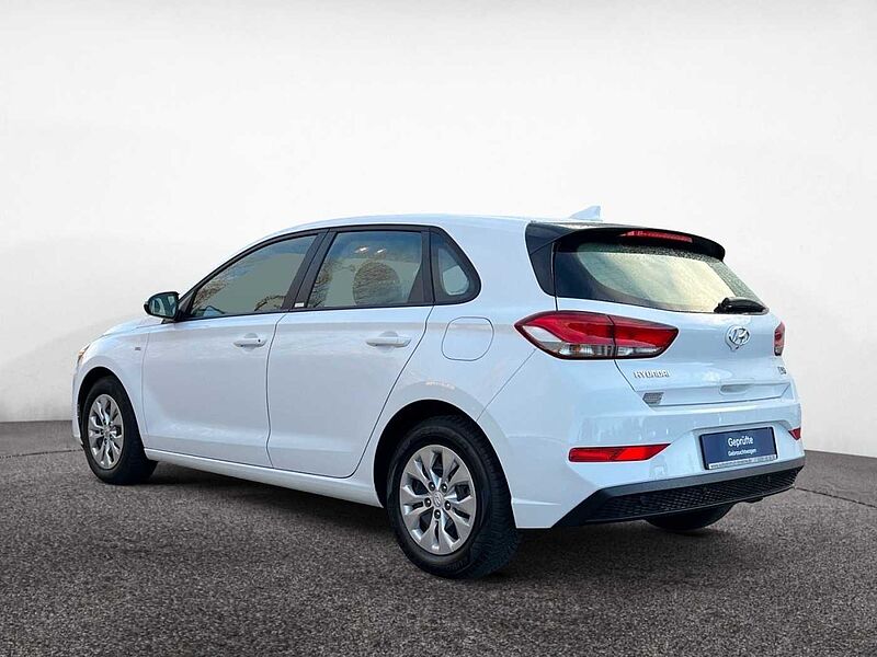 Hyundai i30 1.0 T-GDI Select Mild-Hybrid Allwetter R.