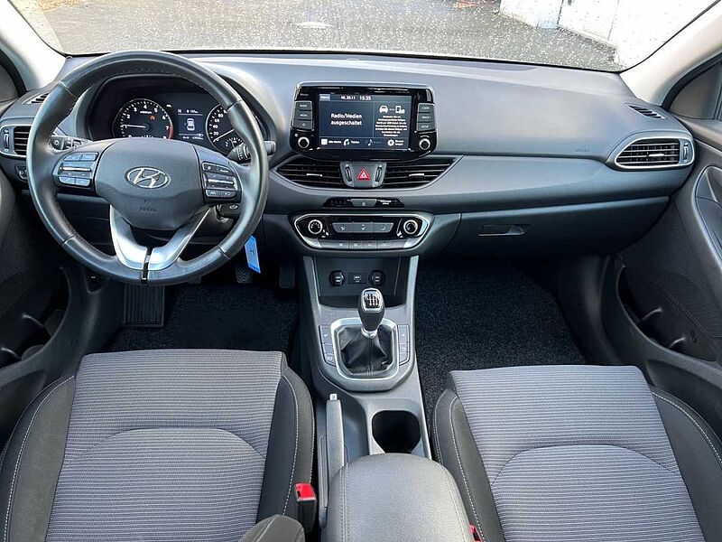 Hyundai i30 1.0 T-GDI Select Mild-Hybrid Allwetter R.