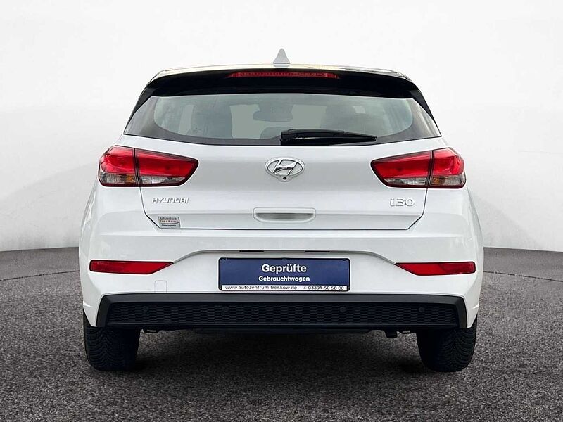 Hyundai i30 1.0 T-GDI Select Mild-Hybrid Allwetter R.